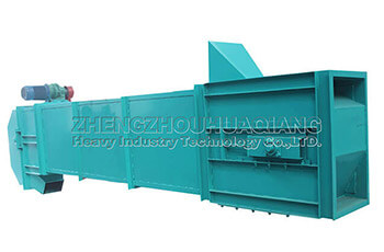 Bucket elevator for fertilizer conveying equipment