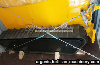 Walking organic fertilizer turner machine sold to Estonia