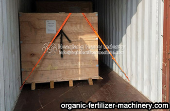 Walking organic fertilizer turner machine sold to Estonia